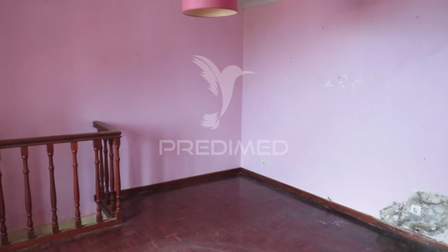 Moradia T3 para Venda em Camara de Lobos Foto 8