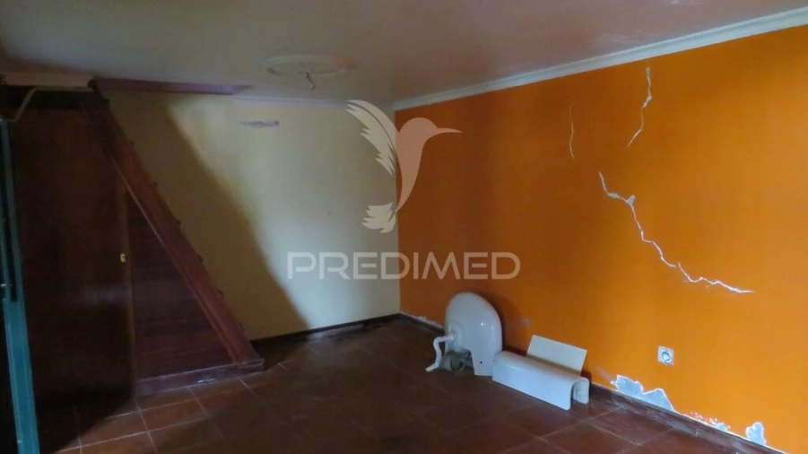 Moradia T3 para Venda em Camara de Lobos Foto 5