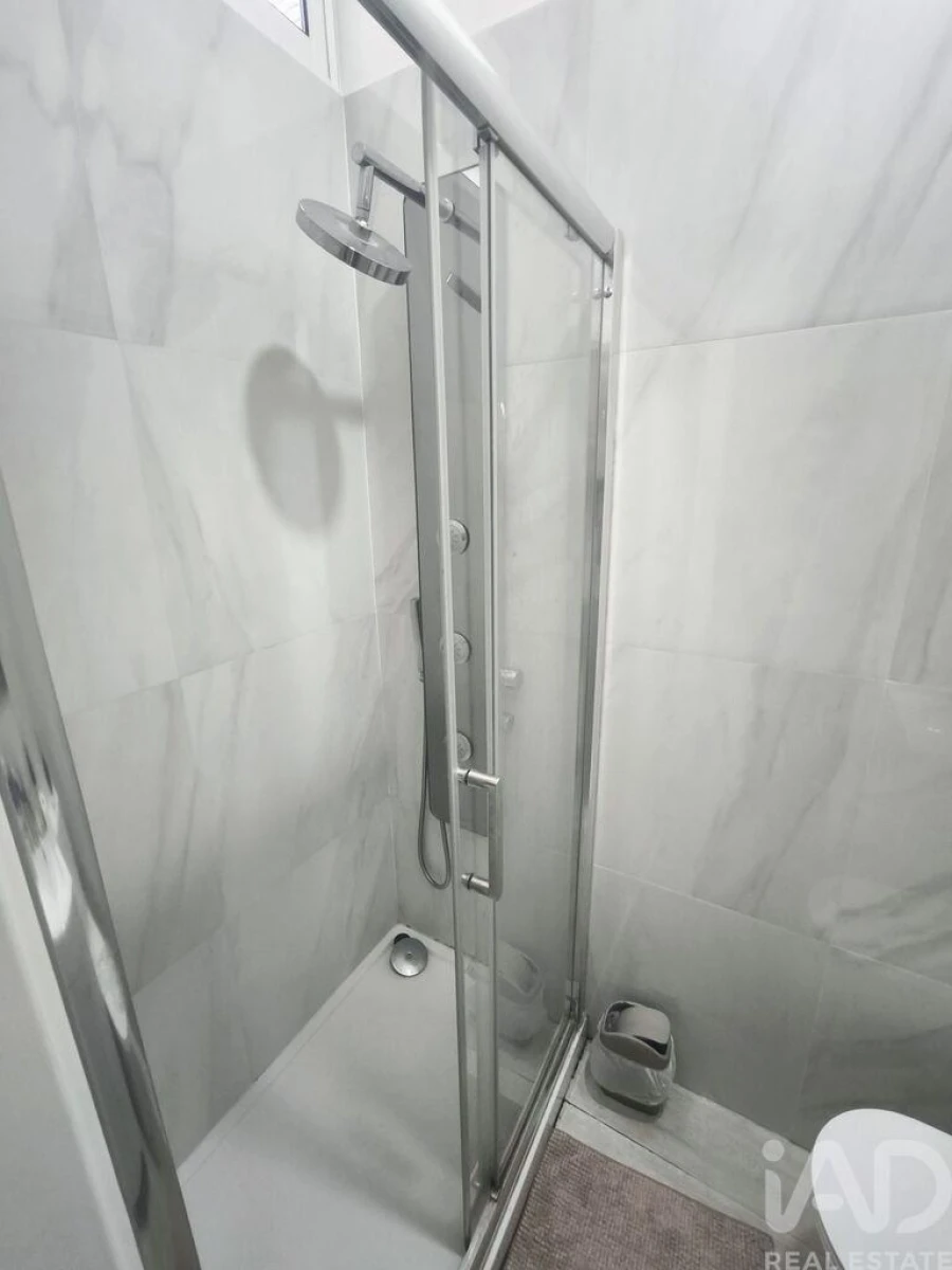 Apartamento T2 para Venda em Moscavide e Portela Foto 15