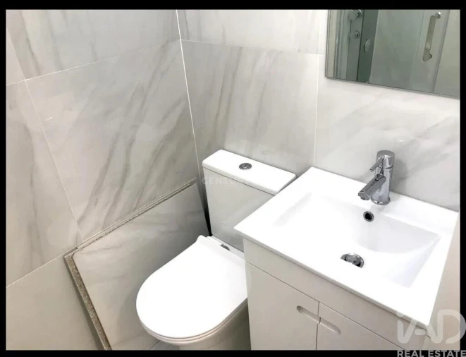 Apartamento T2 para Venda em Moscavide e Portela Foto 17