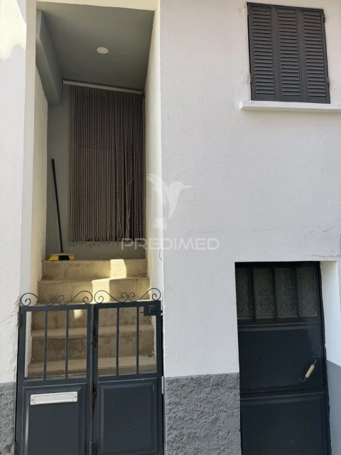 Moradia T3 para Venda em Pero Viseu