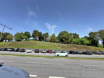 Loja para Arrendamento em Valença, Cristelo Covo e Arão