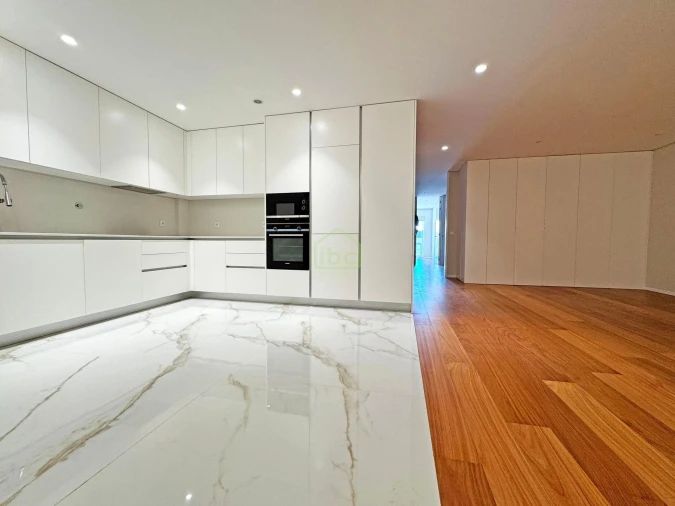Apartamento T3 para Venda em Póvoa de Varzim, Beiriz e Argivai Foto 3