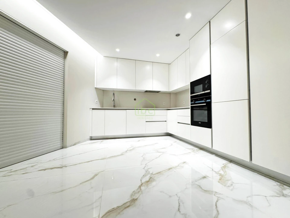Apartamento T3 para Venda em Póvoa de Varzim, Beiriz e Argivai Foto 2