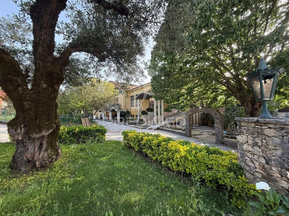 Quinta T4 para Venda em Minde Foto 17