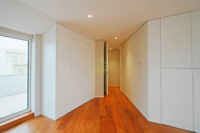 Apartamento T3 para Venda em Póvoa de Varzim, Beiriz e Argivai