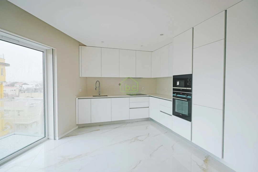 Apartamento T3 para Venda em Póvoa de Varzim, Beiriz e Argivai Foto 3