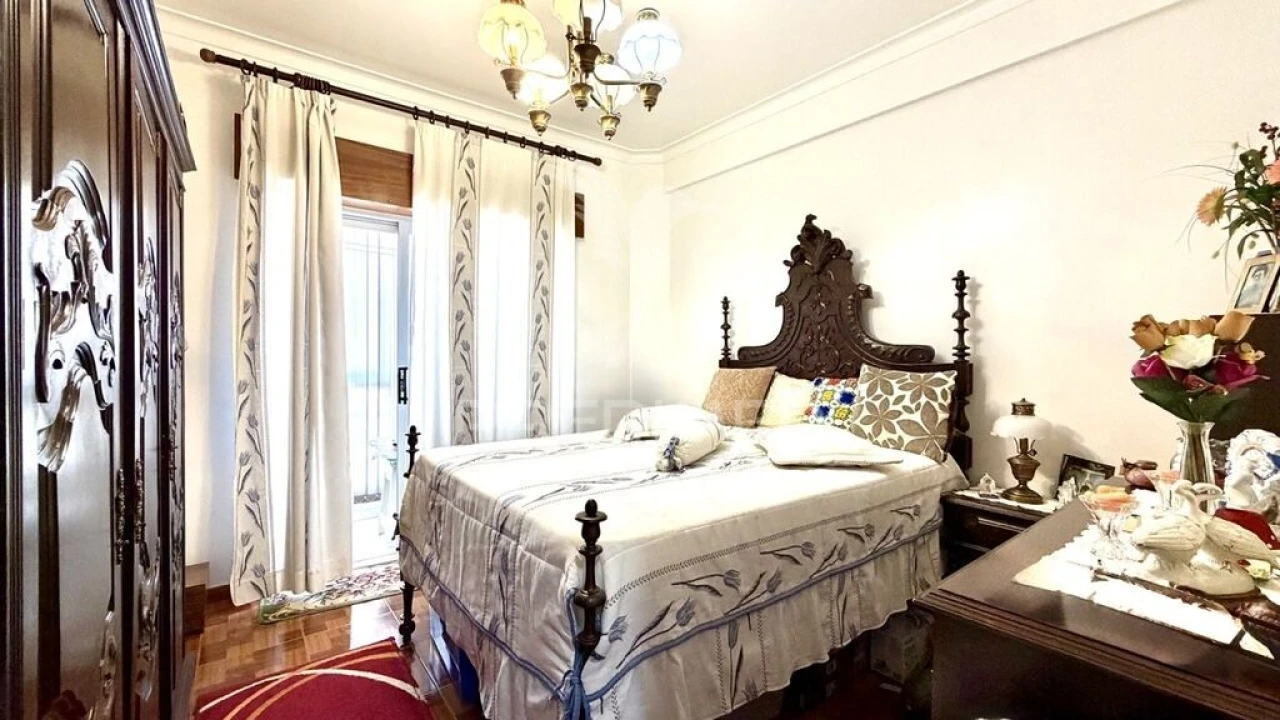 Apartamento T2 para Venda em Quinta do Conde Foto 17