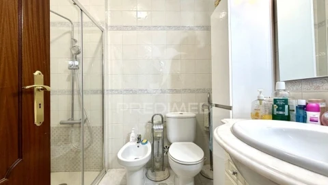 Apartamento T2 para Venda em Quinta do Conde