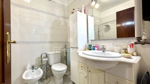 Apartamento T2 para Venda em Quinta do Conde