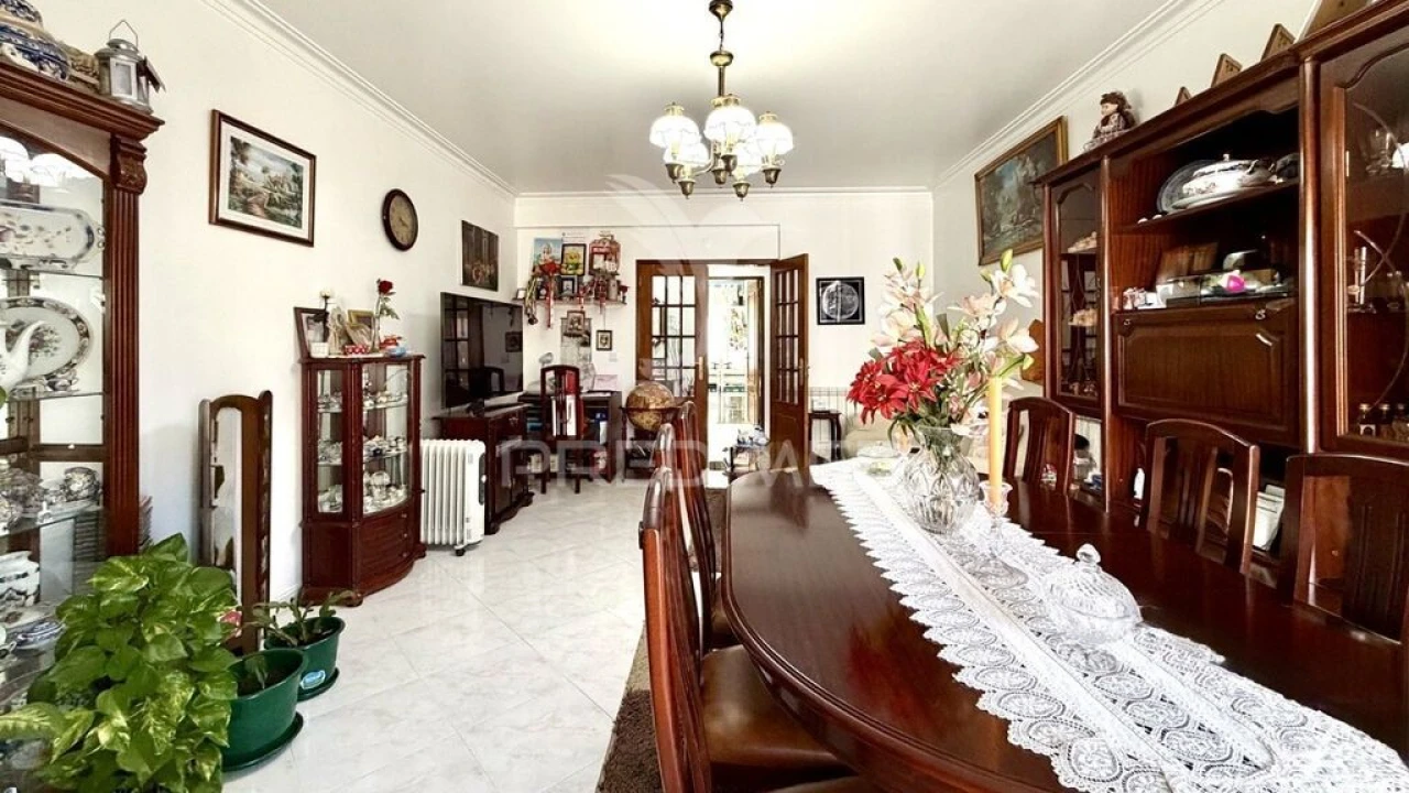 Apartamento T2 para Venda em Quinta do Conde Foto 11