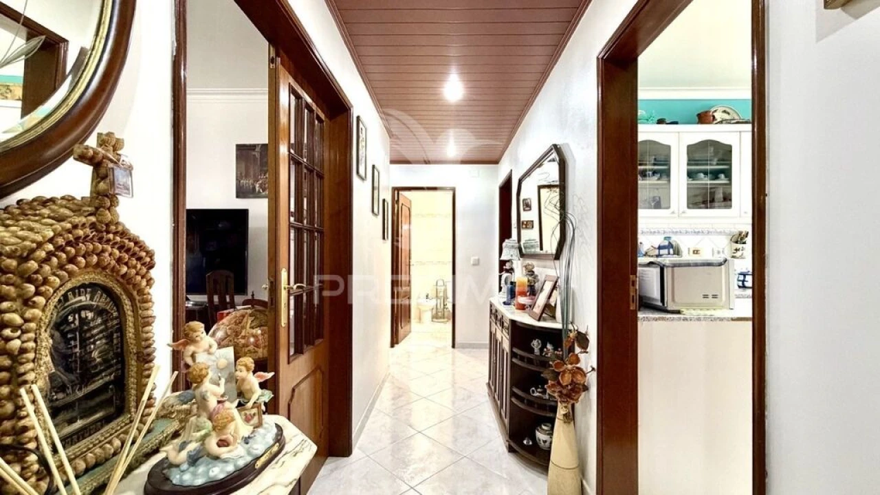 Apartamento T2 para Venda em Quinta do Conde Foto 4