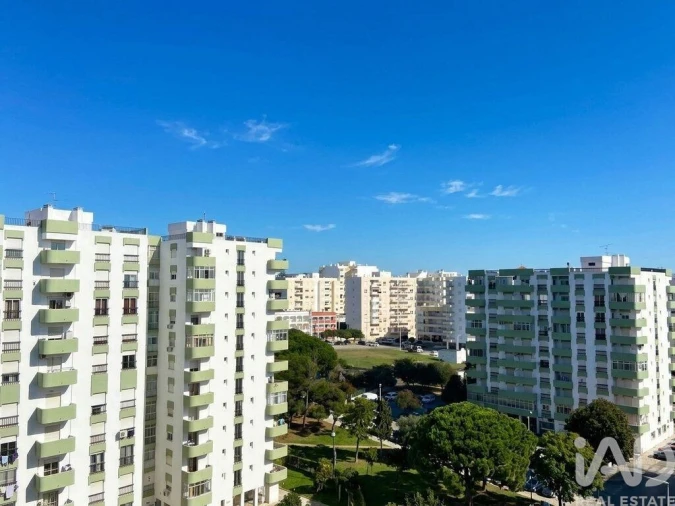 Apartamento T1 para Venda em Quarteira Foto 12