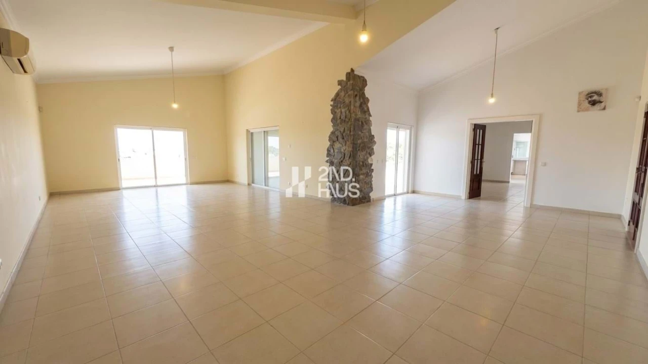 Moradia T4 para Venda em Loule (São Clemente) Foto 6