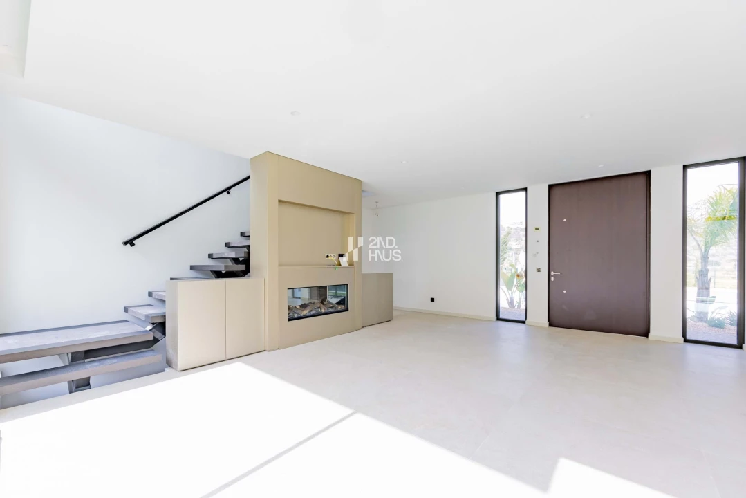 Moradia T4 para Venda em Albufeira e Olhos de Água Foto 6
