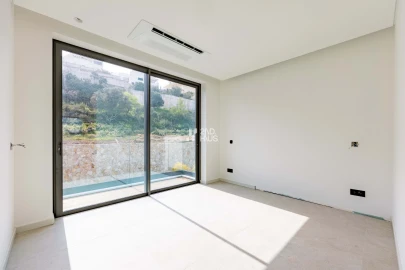 Moradia T4 para Venda em Albufeira e Olhos de Água