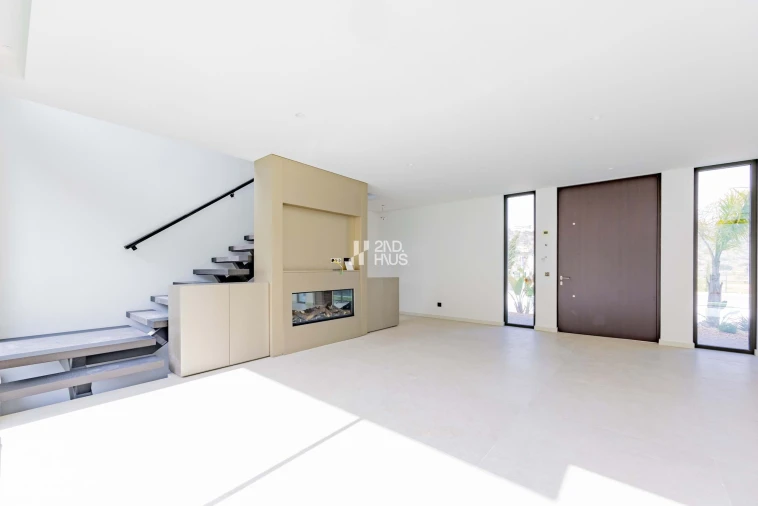 Moradia T4 para Venda em Albufeira e Olhos de Água Foto 6