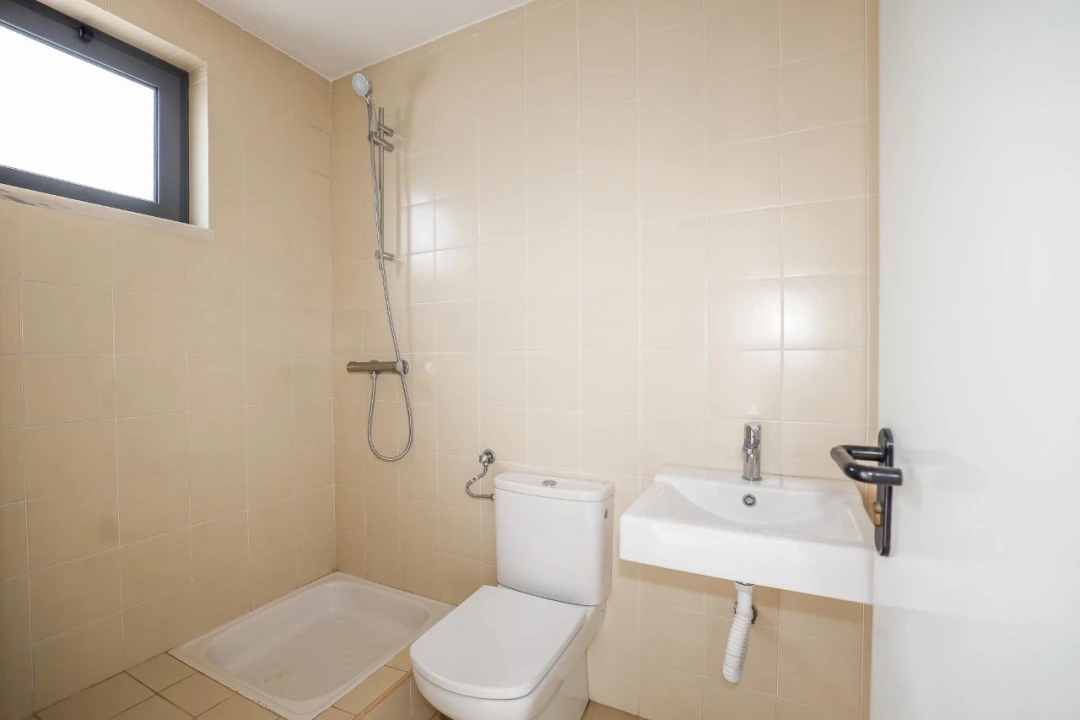 Moradia T5 para Venda em Laranjeiro e Feijó Foto 20