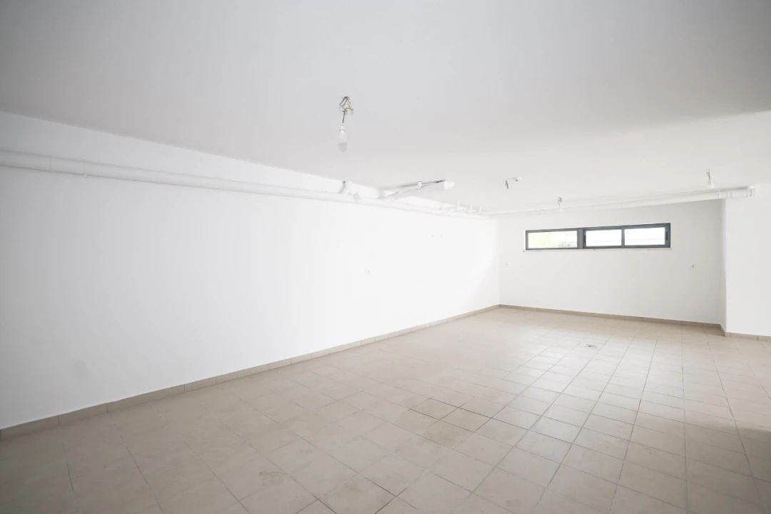 Moradia T5 para Venda em Laranjeiro e Feijó Foto 24