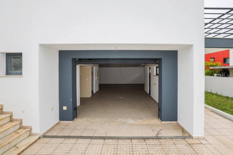 Moradia T5 para Venda em Laranjeiro e Feijó Foto 19