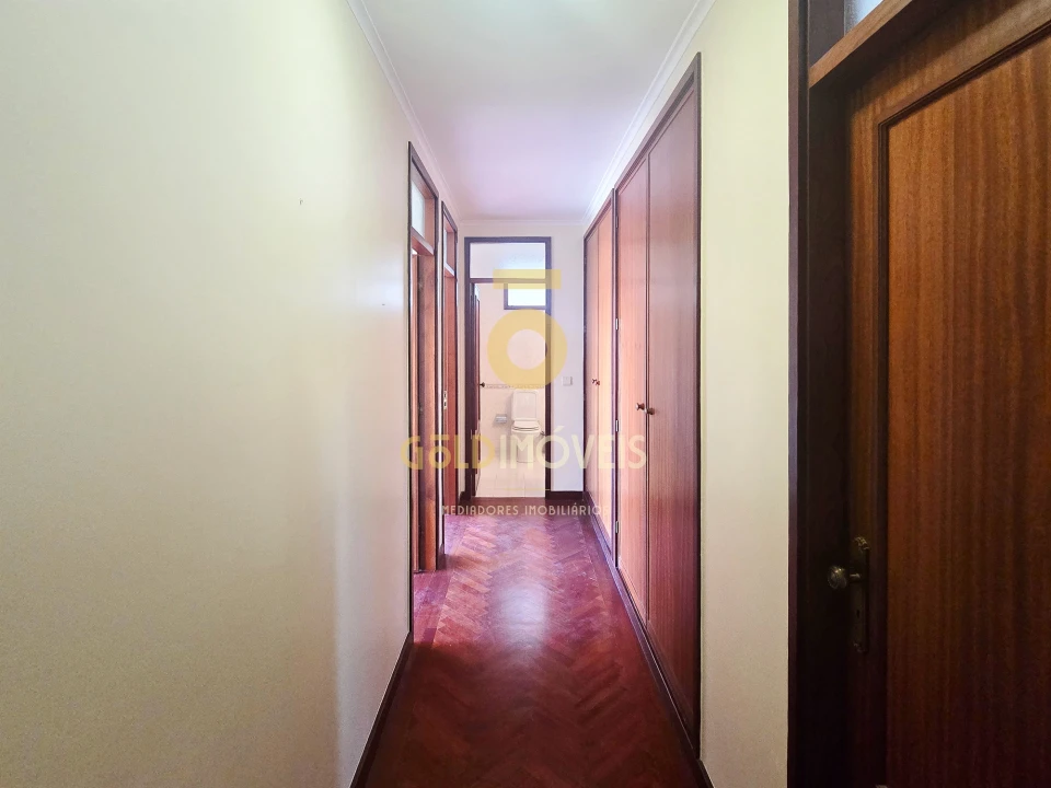 Apartamento T3 para Venda em Santa Maria de Lamas Foto 17