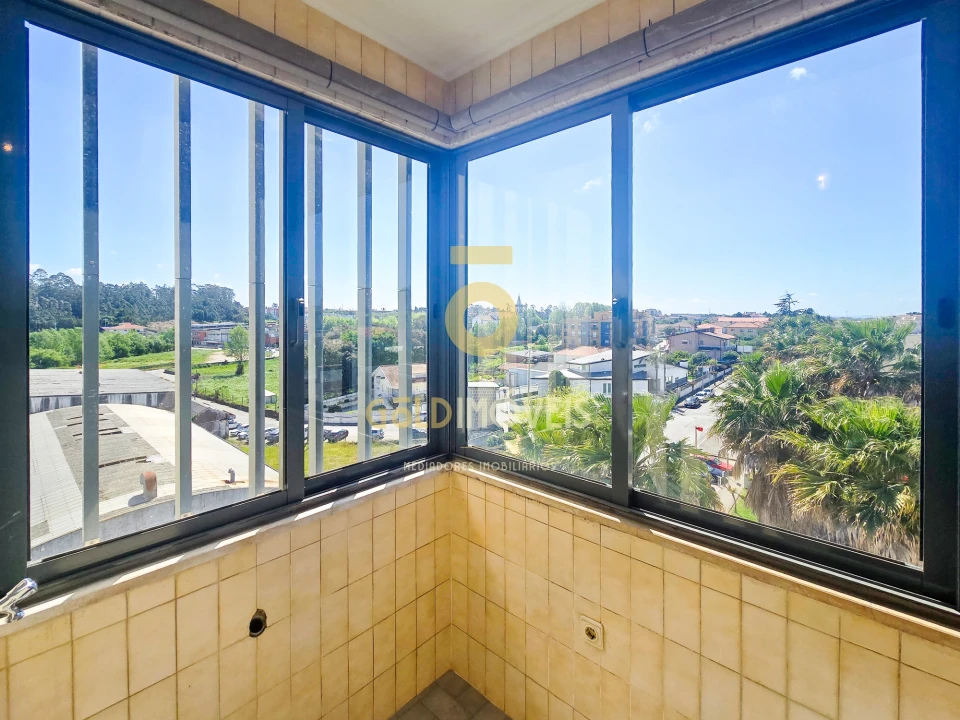 Apartamento T3 para Venda em Santa Maria de Lamas Foto 12