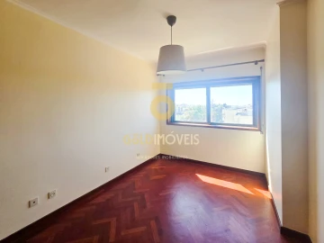 Apartamento T3 para Venda em Santa Maria de Lamas