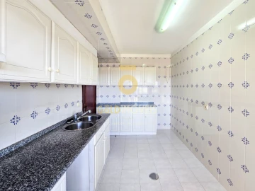 Apartamento T3 para Venda em Santa Maria de Lamas