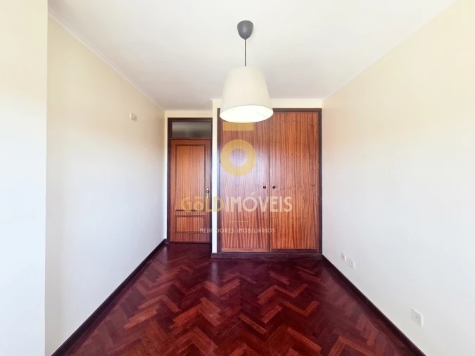 Apartamento T3 para Venda em Santa Maria de Lamas Foto 16
