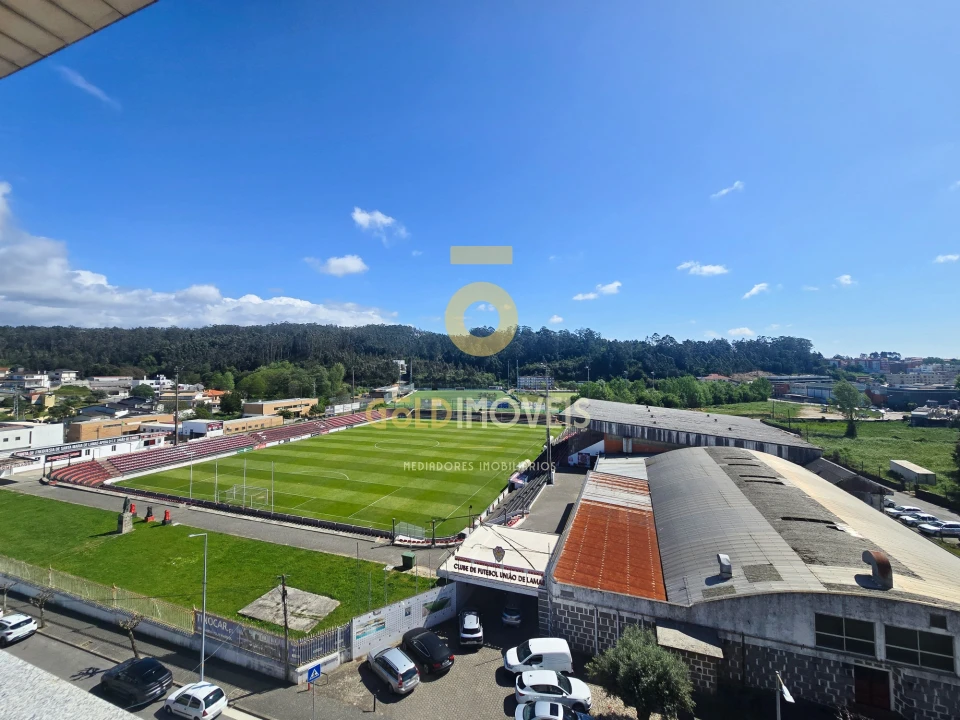 Apartamento T3 para Venda em Santa Maria de Lamas Foto 28