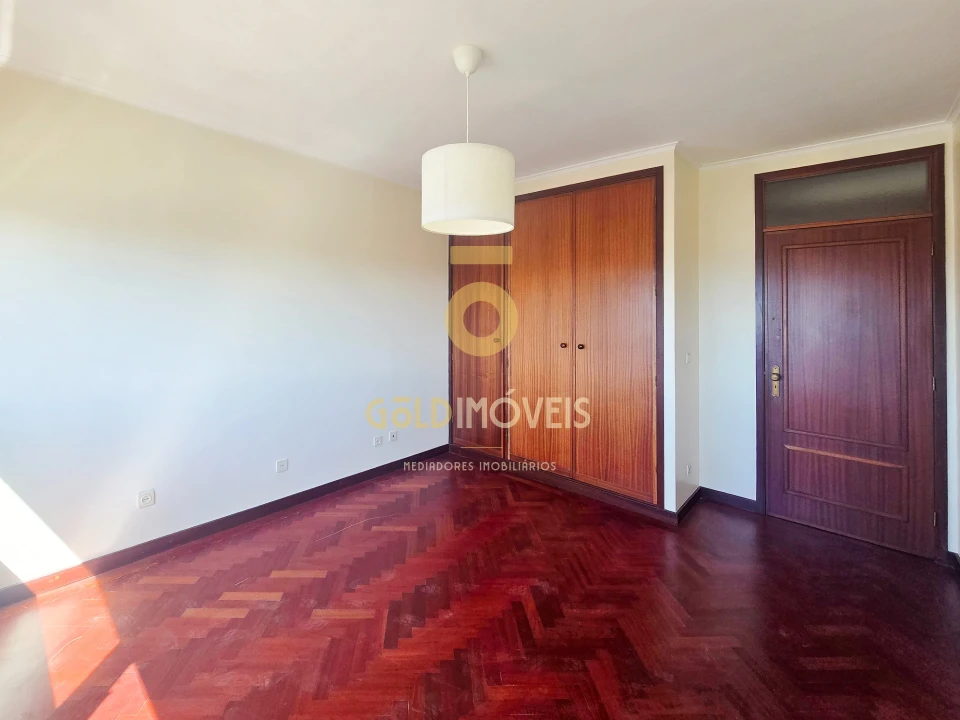Apartamento T3 para Venda em Santa Maria de Lamas Foto 21