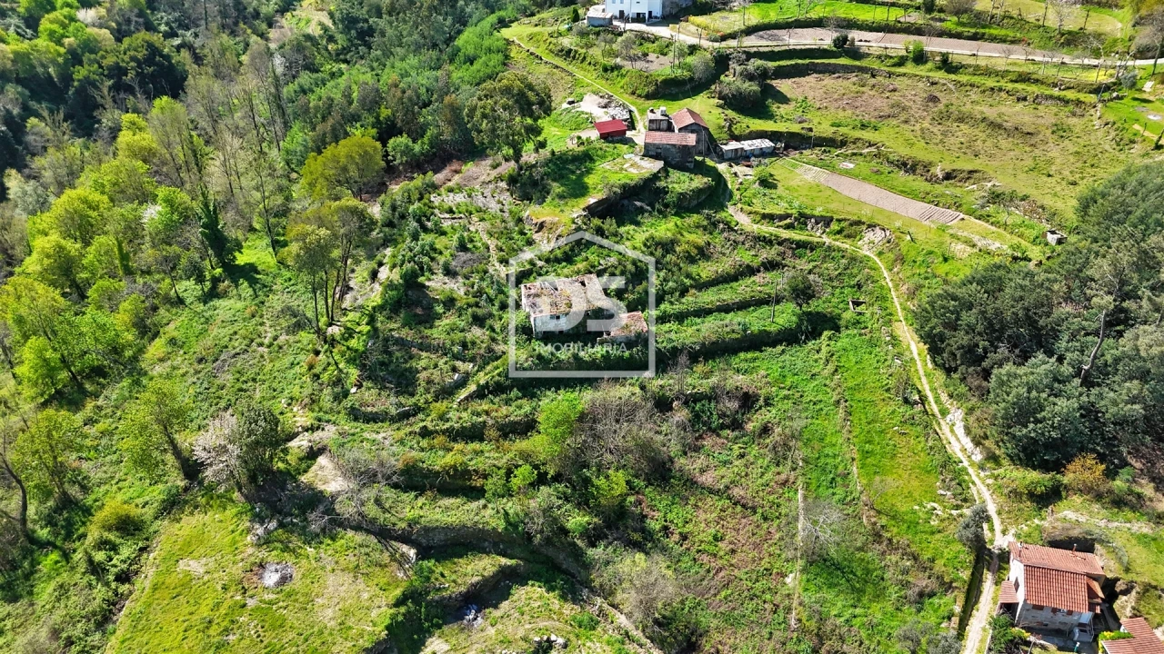 Quinta T2 para Venda em Paredes de Viadores e Manhuncelos Foto 4