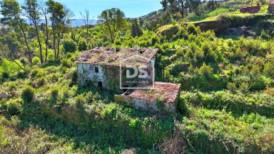 Quinta T2 para Venda em Paredes de Viadores e Manhuncelos Foto 19