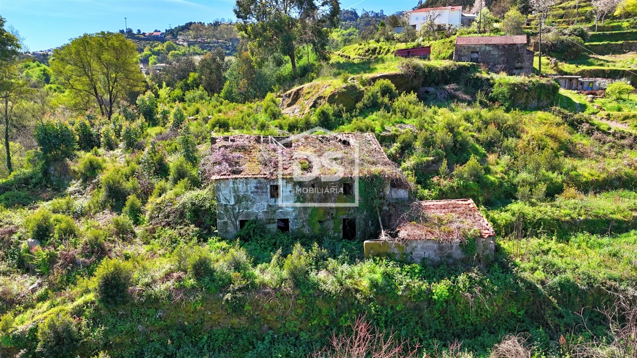 Quinta T2 para Venda em Paredes de Viadores e Manhuncelos Foto 14