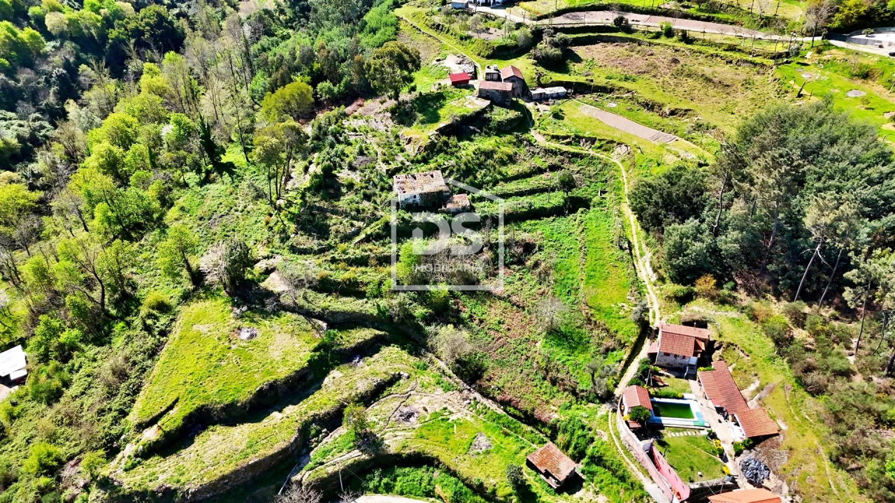 Quinta T2 para Venda em Paredes de Viadores e Manhuncelos Foto 6