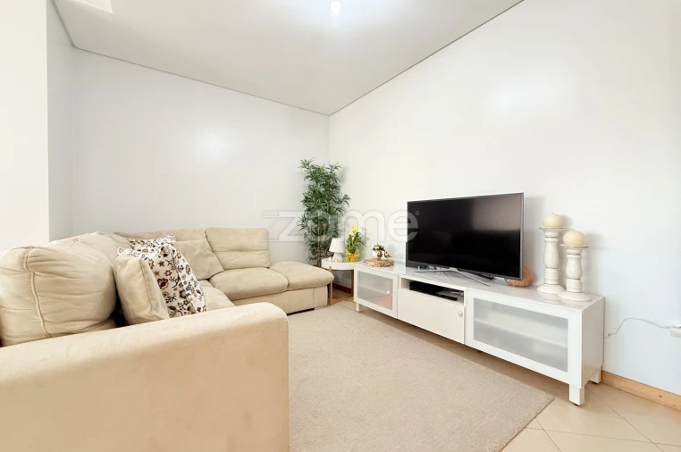 Apartamento T2 para Venda em Ribeirão Foto 12