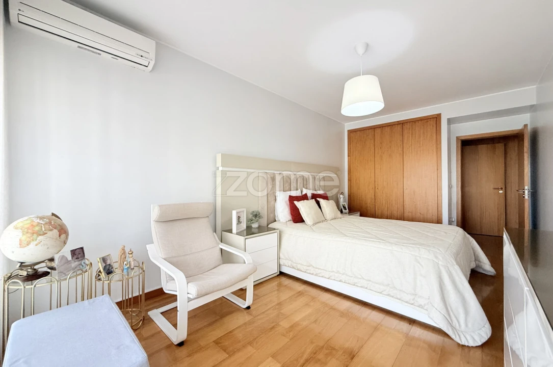 Apartamento T2 para Venda em Ribeirão Foto 16