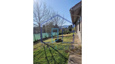 Moradia T3 para Venda em Vale de Anta