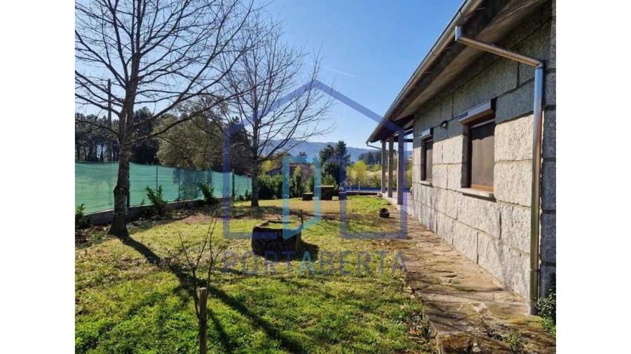 Moradia T3 para Venda em Vale de Anta Foto 13