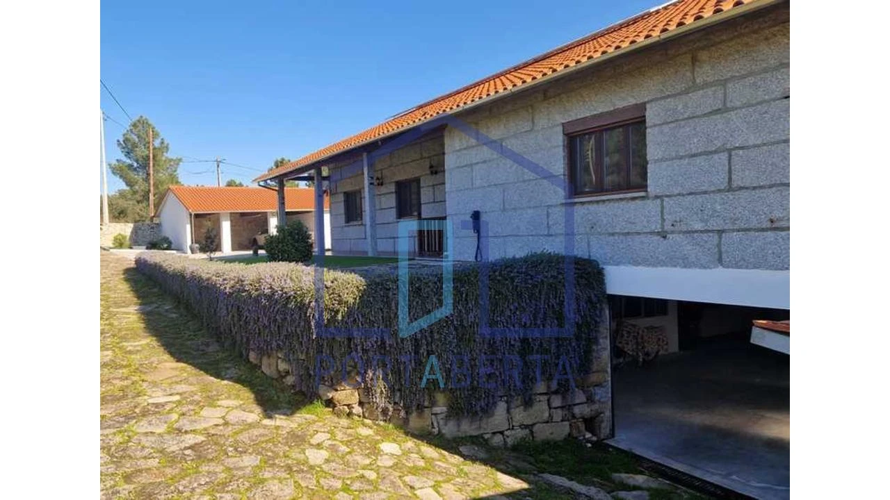 Moradia T3 para Venda em Vale de Anta Foto 12