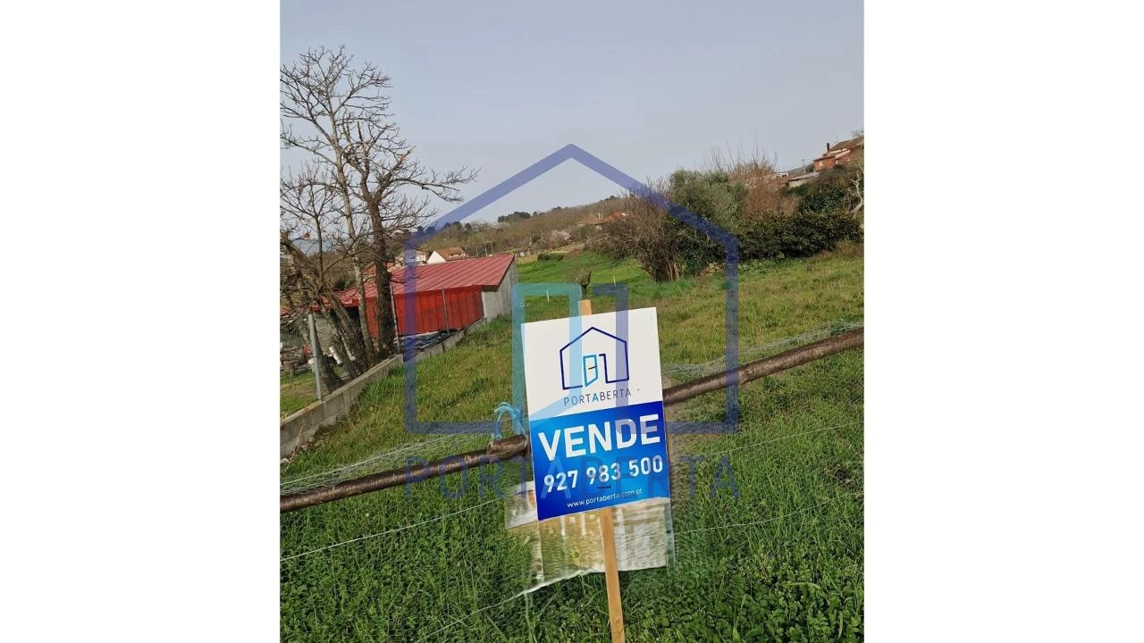 Terreno para Venda em Aguas Frias Foto 3