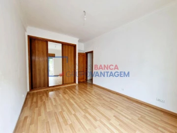 Apartamento T2 para Venda em União das Freguesias de Setúbal