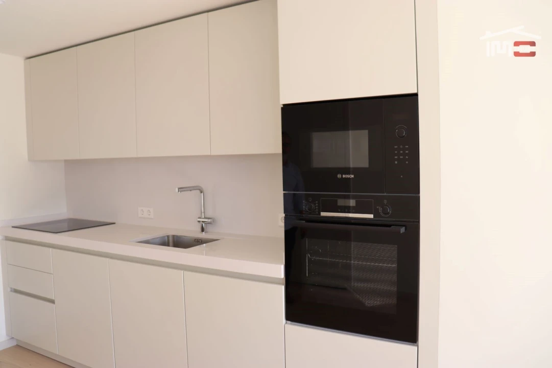 Apartamento T1 para Venda em Parque das Nações Foto 4