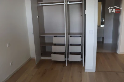 Apartamento T1 para Venda em Parque das Nações