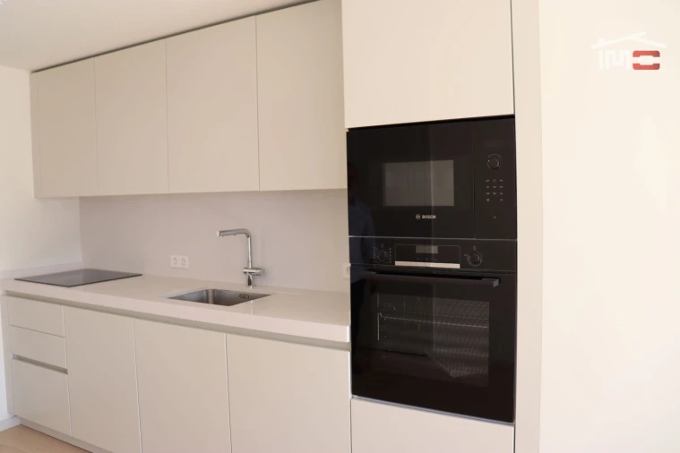 Apartamento T1 para Venda em Parque das Nações Foto 4