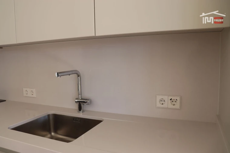 Apartamento T1 para Venda em Parque das Nações Foto 5
