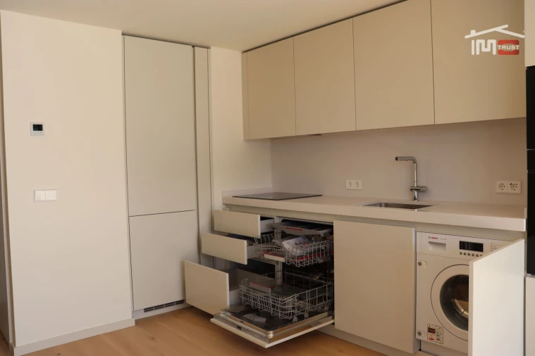 Apartamento T1 para Venda em Parque das Nações Foto 7