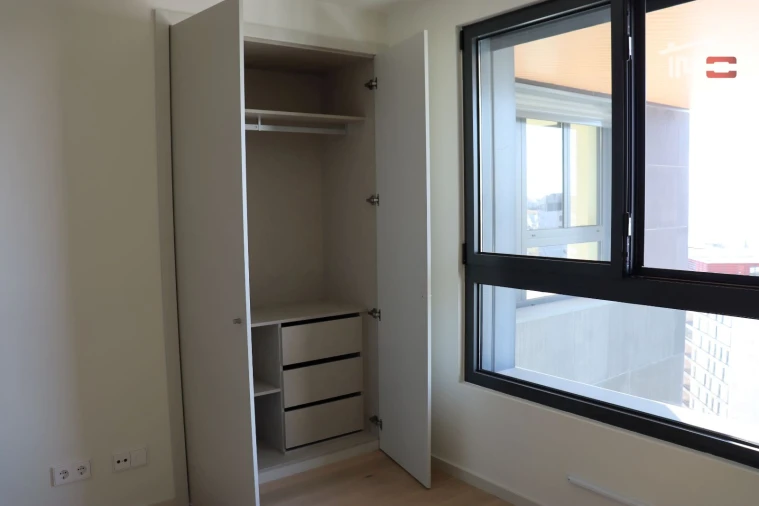 Apartamento T1 para Venda em Parque das Nações Foto 14