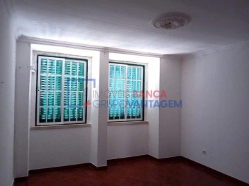 Moradia T1 para Venda em Gavião e Atalaia