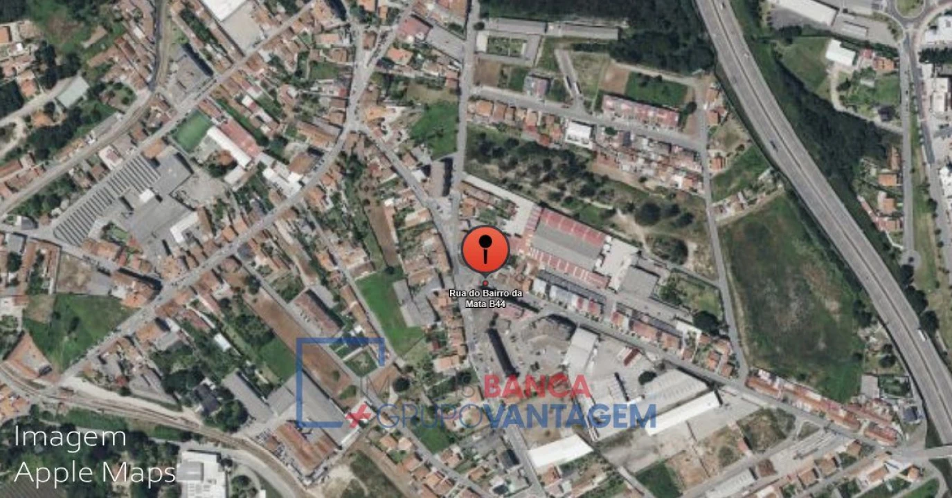 Loja para Venda em Santa Maria de Lamas Foto 10